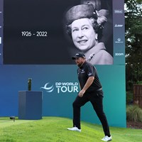 大会はエリザベス英女王に弔意を示して2日目を中止。ローリーが短縮競技を制した（Luke Walker/Getty Images) 2022年 BMW PGA選手権  最終日 シェーン・ローリー