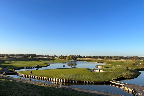 2022年 カズーオープンdeフランス 事前 ル・ゴルフ・ナショナル ル・ゴルフ・ナショナルの18番はしびれる浮島グリーン