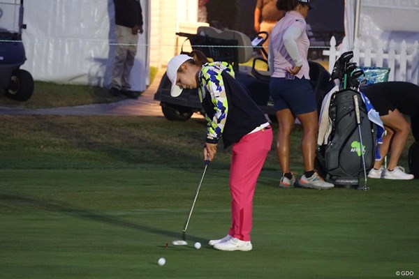 上原彩子と笹生優花が25位スタート 渋野日向子は71位 Lpgaツアー 米国女子 Gdo ゴルフダイジェスト オンライン 上原彩子と笹生優花が25位スタート 渋野日向子は71位 Lpgaツアー 米国女子 Gdo ゴルフダイジェスト オンライン