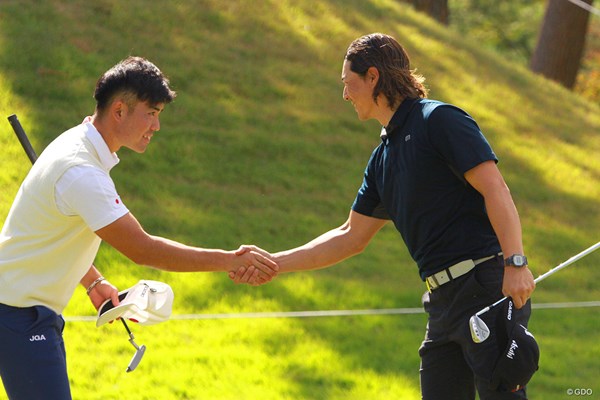 2022年 日本オープンゴルフ選手権競技 事前 蝉川泰果 石川遼 石川遼（右）は蝉川泰果との練習ラウンドで最終調整