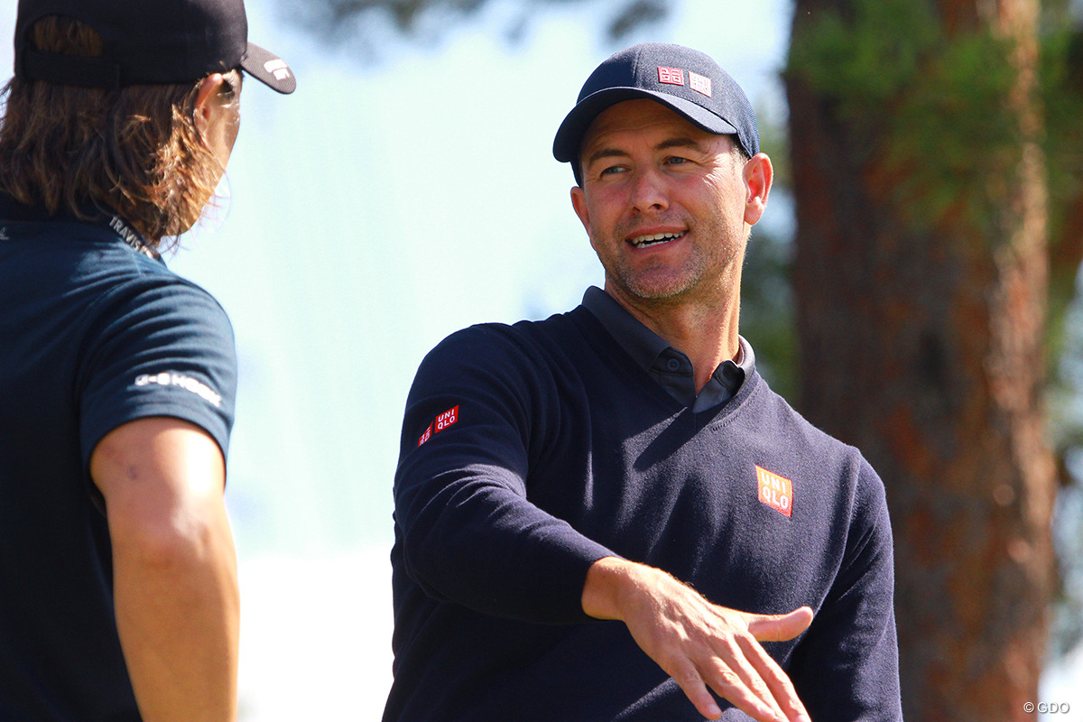 練習ラウンドを一緒に回った石川遼（左）とも熱く技術論をかわした