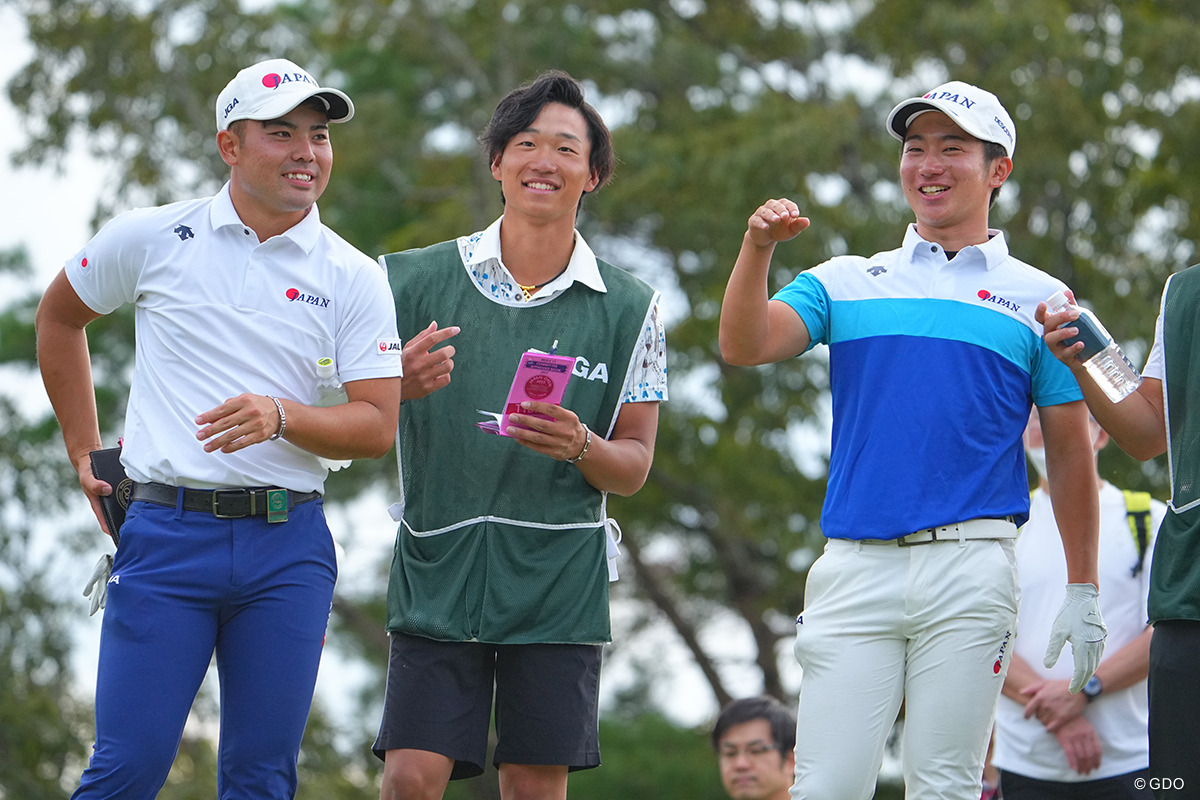 杉浦悠太と談笑する蝉川泰果