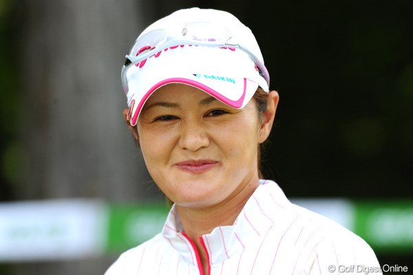 2010年 ゴルフ5レディスプロゴルフトーナメント初日 諸見里しのぶ