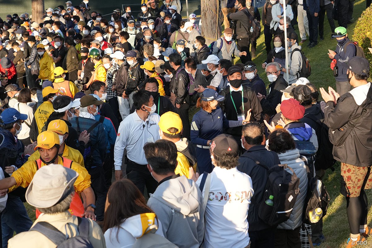 2022年 樋口久子 三菱電機レディスゴルフトーナメント 初日 渋野日向子