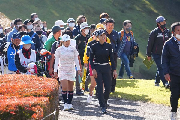2022年 樋口久子 三菱電機レディスゴルフトーナメント  最終日 渋野日向子 ルーキーの阿部未悠らと同組の最終日も大ギャラリーを引き連れた
