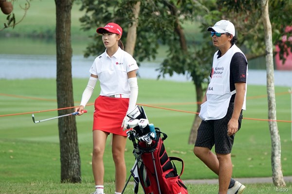 2022年 アジアパシフィック女子アマチュアゴルフ選手権 最終日 馬場咲希 最終日は父がキャディ