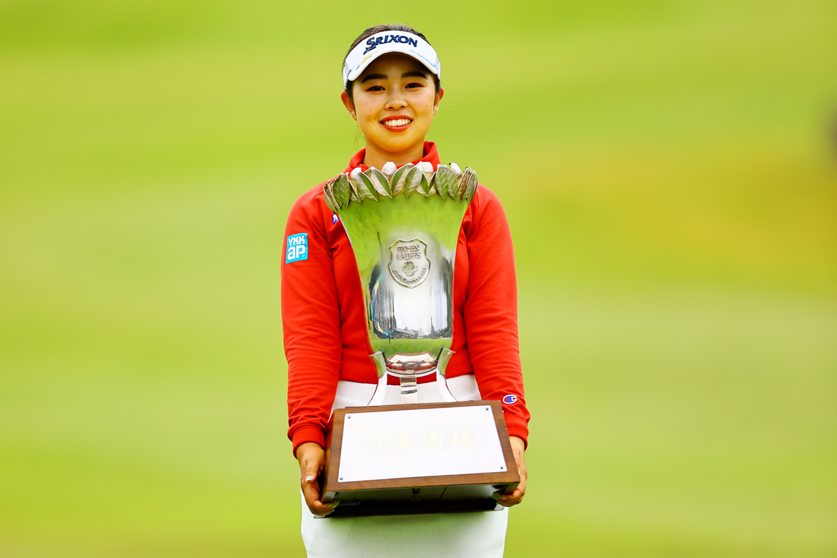 今季4勝目を挙げて年間女王に輝いた