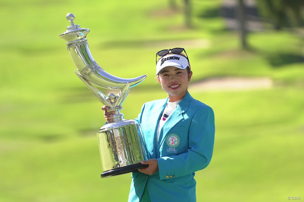 2022年 宮里藍サントリーレディスオープンゴルフトーナメント 最終日 山下美夢有