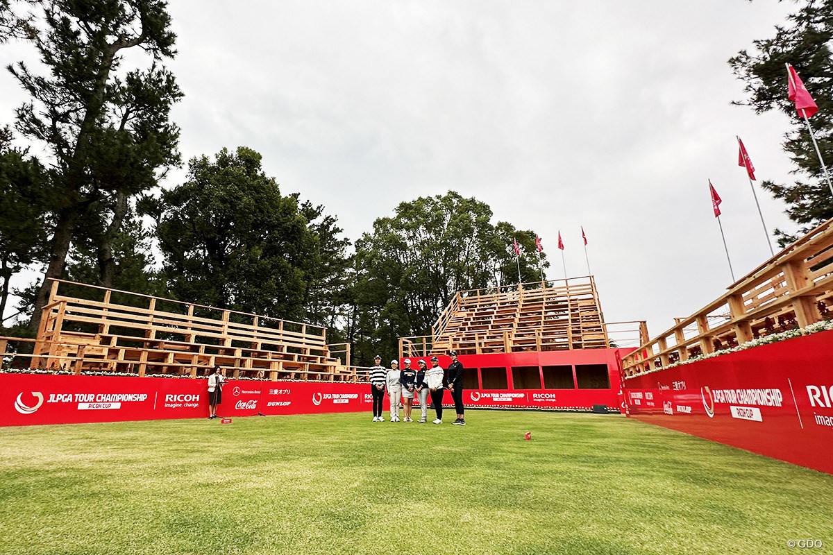 2022年 JLPGAツアーチャンピオンシップリコーカップ 事前 木製観戦スタンド