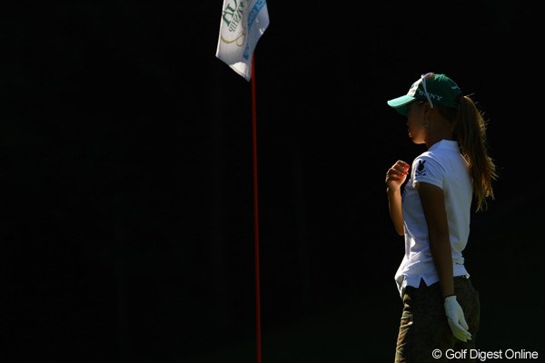 2010年 日本女子プロゴルフ選手権大会コニカミノルタ杯3日目 上田桃子 こちらも予想外の展開でした。スタートから3連続ボギー。ラウンド後には悔し涙も・・・