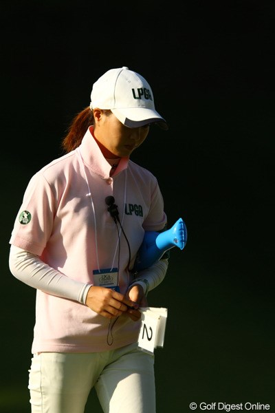 2010年 日本女子プロゴルフ選手権大会コニカミノルタ杯3日目 ルーキーキャンプ 1番ホール 池内姉妹