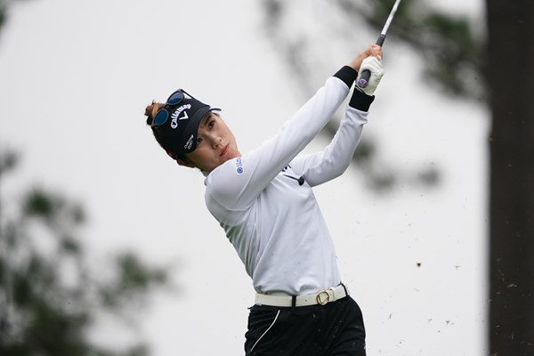 西村優菜はスコアを伸ばして20位以内が見える位置へ