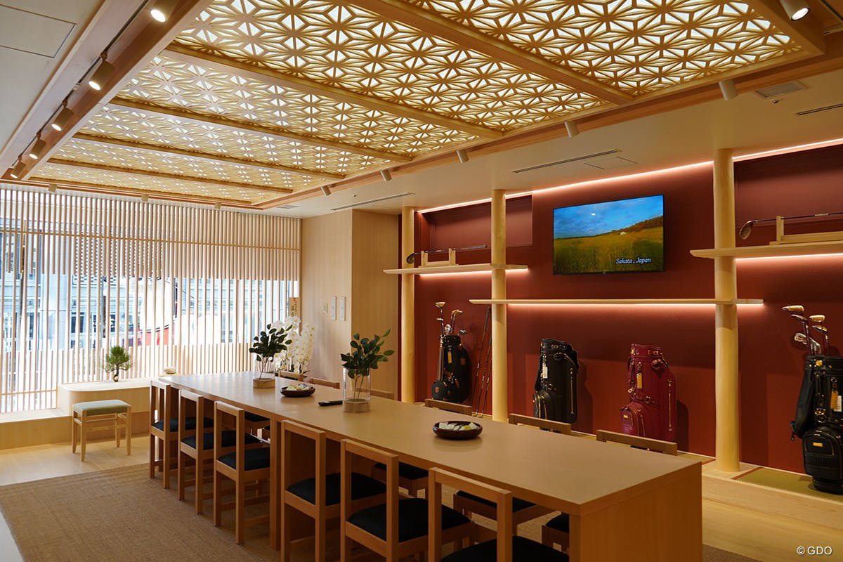 2023年 本間ゴルフ日本橋店