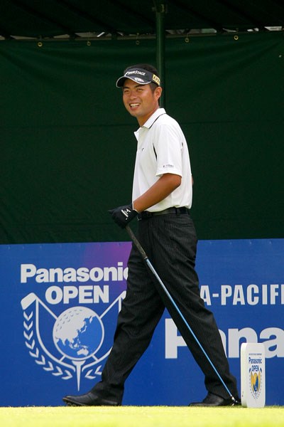 2010年 アジアパシフィック パナソニックオープン事前 池田勇太 大学の後輩たちと和やかなムードで練習ラウンドをこなしていた池田勇太