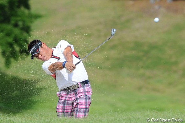 2010年 アジアパシフィックオープンゴルフチャンピオンシップパナソニックオープン2日目 平塚哲二 アジアンツアー優勝者の哲ちゃんは、アジアの虎として恐れられているそうです！ホンマかいな！61位T