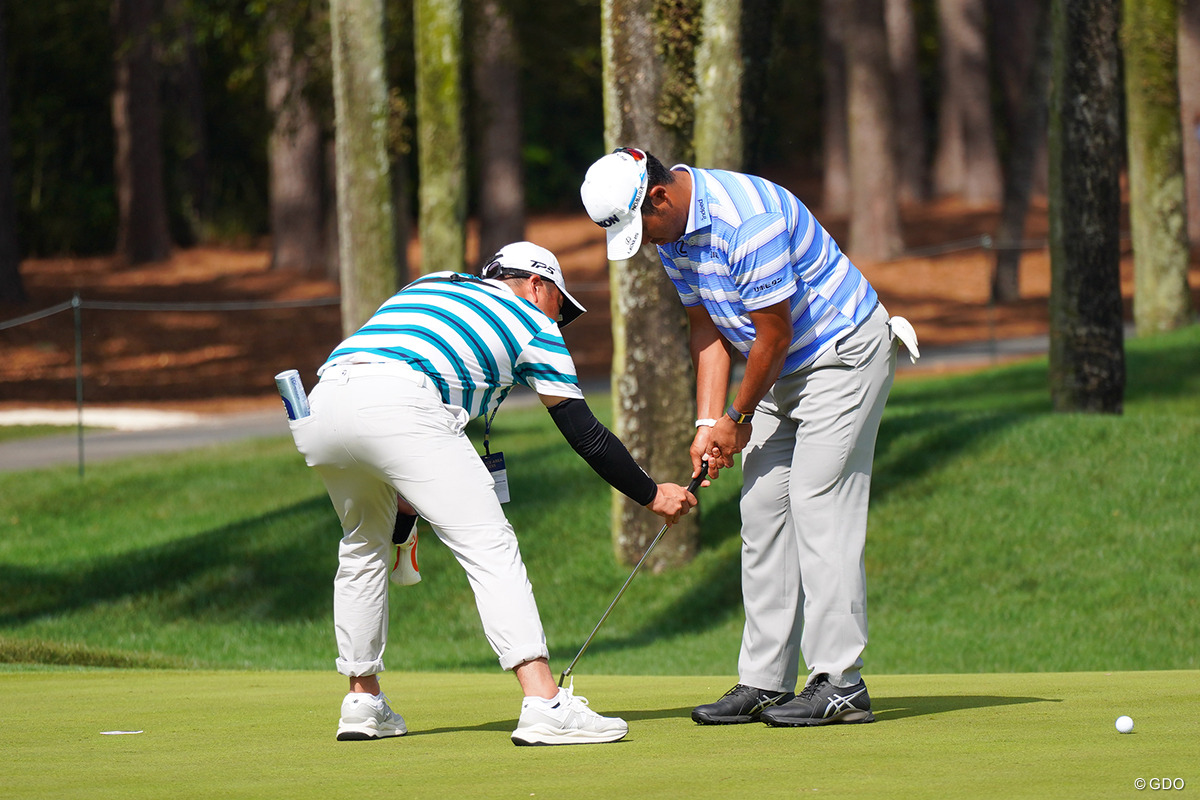 パッティングも細かく手を入れていく