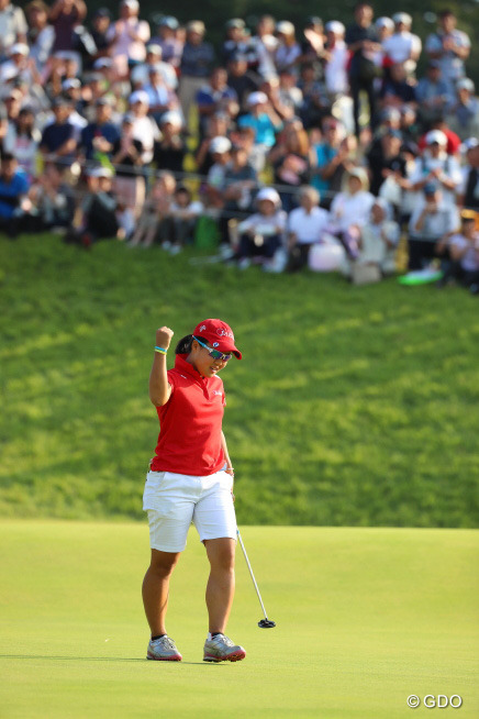 畑岡は国内最高峰競技で史上初のアマチュア優勝