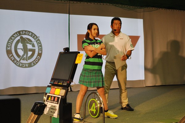 コナミスポーツクラブゴルフアカデミー発表会 ゴルフが上手くなる姿勢を作るフィジカルトレーニングの実演