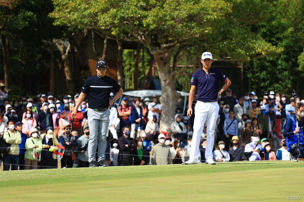 優勝争いをする2人