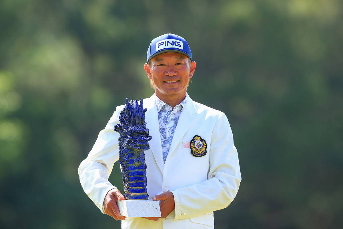 前年覇者は塚田好宣。シニアツアー初優勝を飾った（提供：日本プロゴルフ協会）