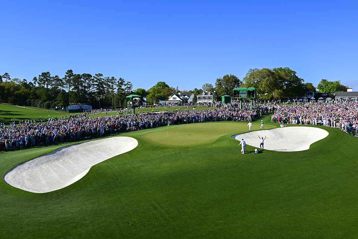 滑り台のようなグリーンが待ち受ける（提供：Augusta National Golf Club）