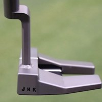 クランクネック（提供：GolfWRX, PGATOUR.com） トム・キムのパター