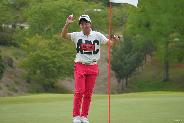 2023年 関西オープンゴルフ選手権競技 最終日 鈴木晃祐 3番で生涯2度目のエース、一時は首位に2打差に迫った
