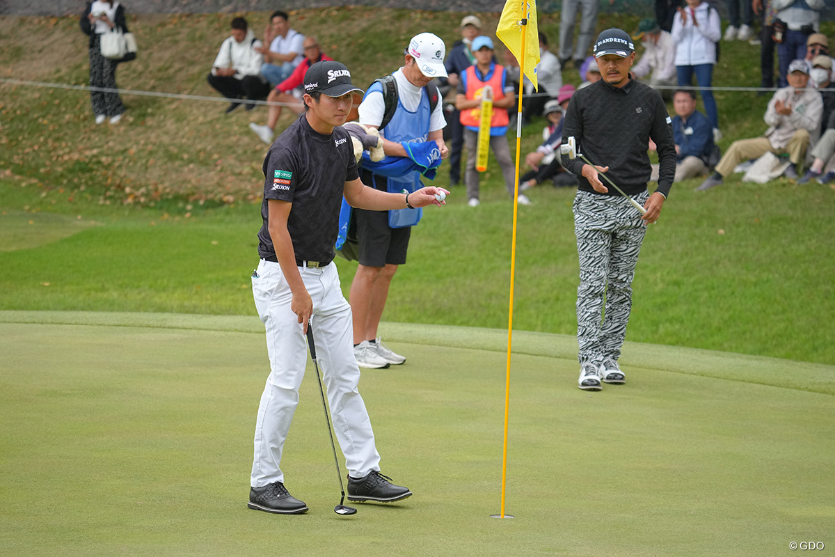 7番Par3、入るかと思ったわ。お先に楽々タップインバーディ！