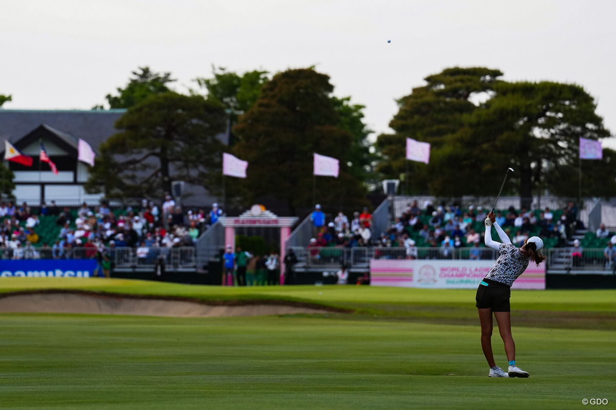 大会3日目は午前8時55分にティオフする