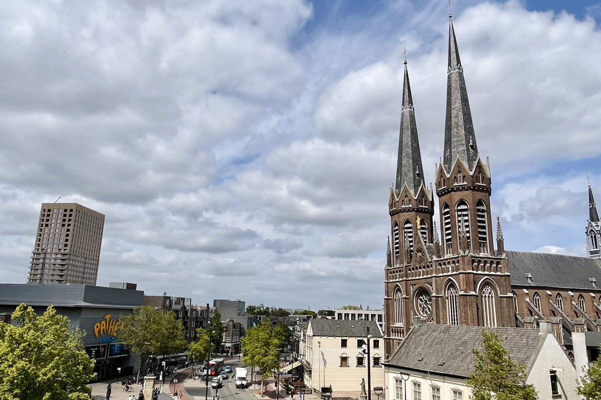 今週はオランダへ。ティルブルフという街を拠点にしました