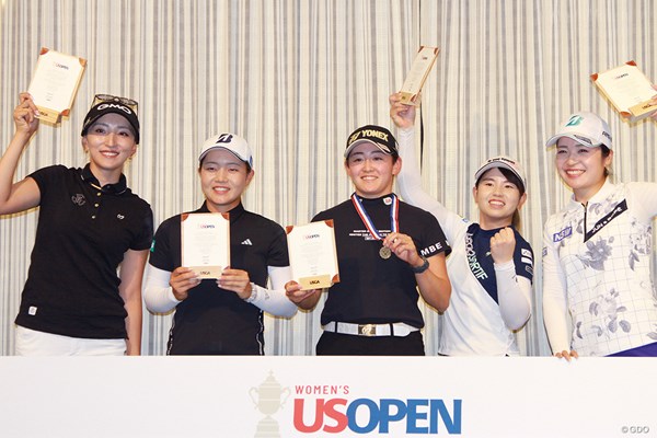 岩井明愛（中央）らが全米女子オープンの出場権を獲得