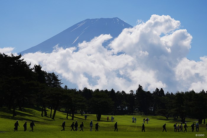 富士詣で 2023年 リシャール・ミル ヨネックスレディスゴルフトーナメント 最終日 16H