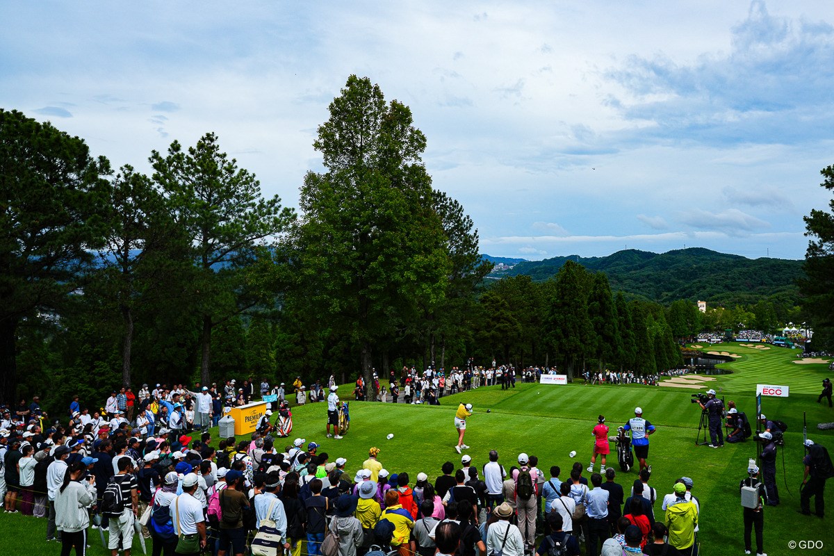 2023年 宮里藍 サントリーレディスオープンゴルフトーナメント 最終日 岩井千怜