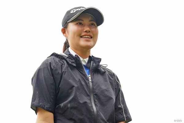 2023年 日本女子アマチュアゴルフ選手権 最終日 飯島早織 飯島早織が雨中の戦いを制し、初の女子アマ日本一に輝いた