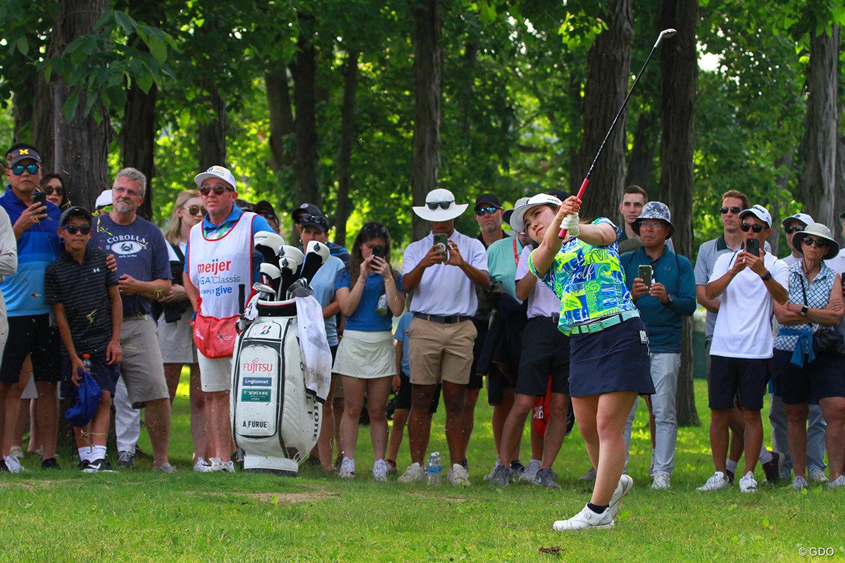 序盤と終盤に乱れた1Wショットを必死にカバー