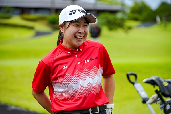 荒木優奈は2日目「70」。通算8アンダーで個人戦3位（大会提供）