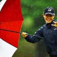 風で傘がもっていかれる 2023年 資生堂 レディスオープン 3日目 吉田優利