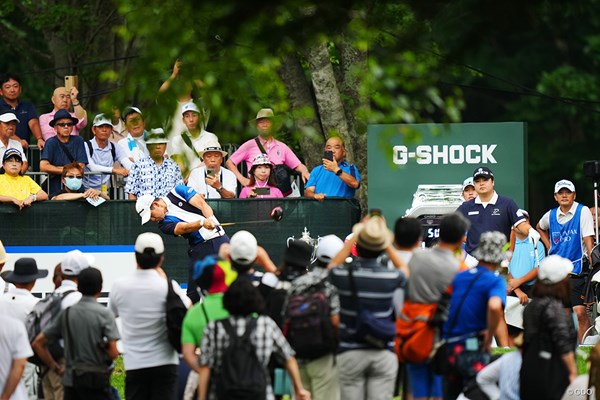 2023年 日本プロゴルフ選手権大会 最終日 中島啓太 ボールを探せ！