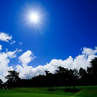 午後は快晴 2023年 NEC軽井沢72ゴルフトーナメント 初日 夏空