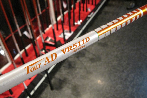 ツアーAD DIシリーズをベースにした「ツアーAD VR511D」シャフトが装着