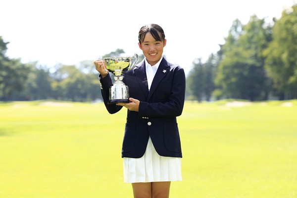 2023年 日本ジュニア 12歳～14歳の部女子 岩永杏奈 女子12～14歳の部優勝の岩永杏奈（提供 日本ゴルフ協会）