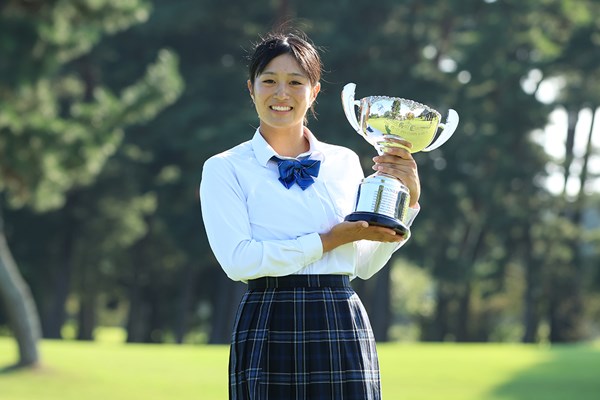 15歳～17歳の部・女子で優勝した中村心（提供 日本ゴルフ協会）
