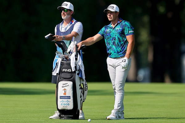 コースレコード「61」で回り逆転で制したビクトル・ホブラン(Getty Images)