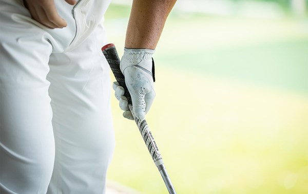 2023年 ゴルフ プライド特集 グリップの握りは素材とデザインが目安（撮影：角田慎太郎）