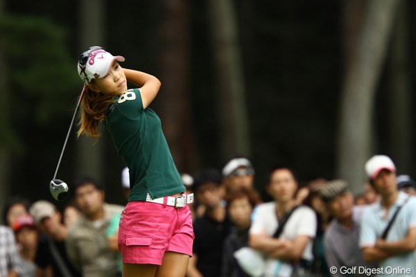 2010年 日本女子オープンゴルフ選手権競技3日目 上田桃子 1打のミスが大きく響き、「80」の大叩き。31位タイに後退した上田桃子
