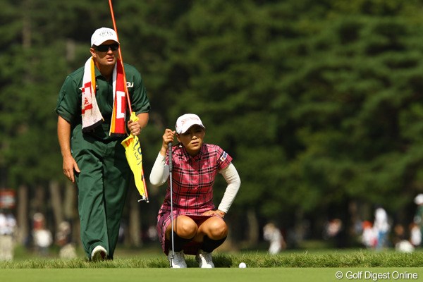 2010年 日本女子オープンゴルフ選手権競技最終日 横峯さくら この日はパットに助けられたという横峯さくらだが、力不足を実感しているようだった