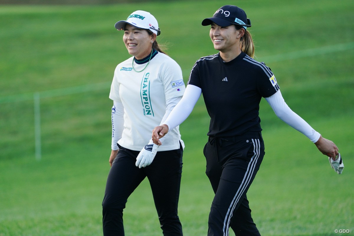 2023年 クローガー・クイーンシティ選手権 初日 渋野日向子 勝みなみ
