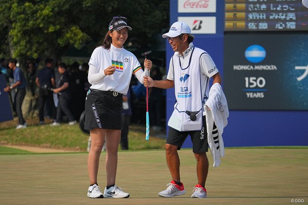 2023年 日本女子プロゴルフ選手権大会コニカミノルタ杯 最終日 神谷そら 18番はパーフィニッシュ。史上6人目の大会初出場優勝を達成した
