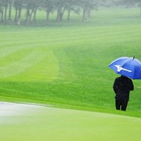 輪厚に傘の花が咲く 2023年 ANAオープンゴルフトーナメント 初日 武藤俊憲