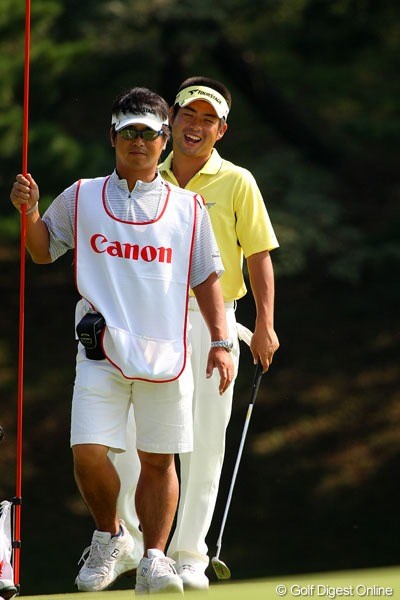 プロアマ戦では、いつも笑顔を振りまいている印象がある池田勇太。今日もニコニコ